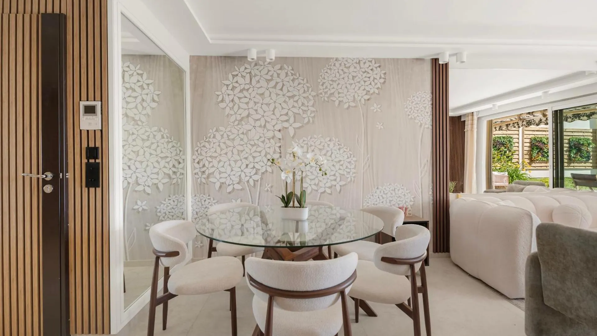 Luxueux Appartement Avec Jardin Suspendu Vue Mer 10 Min Du Palais Cannes