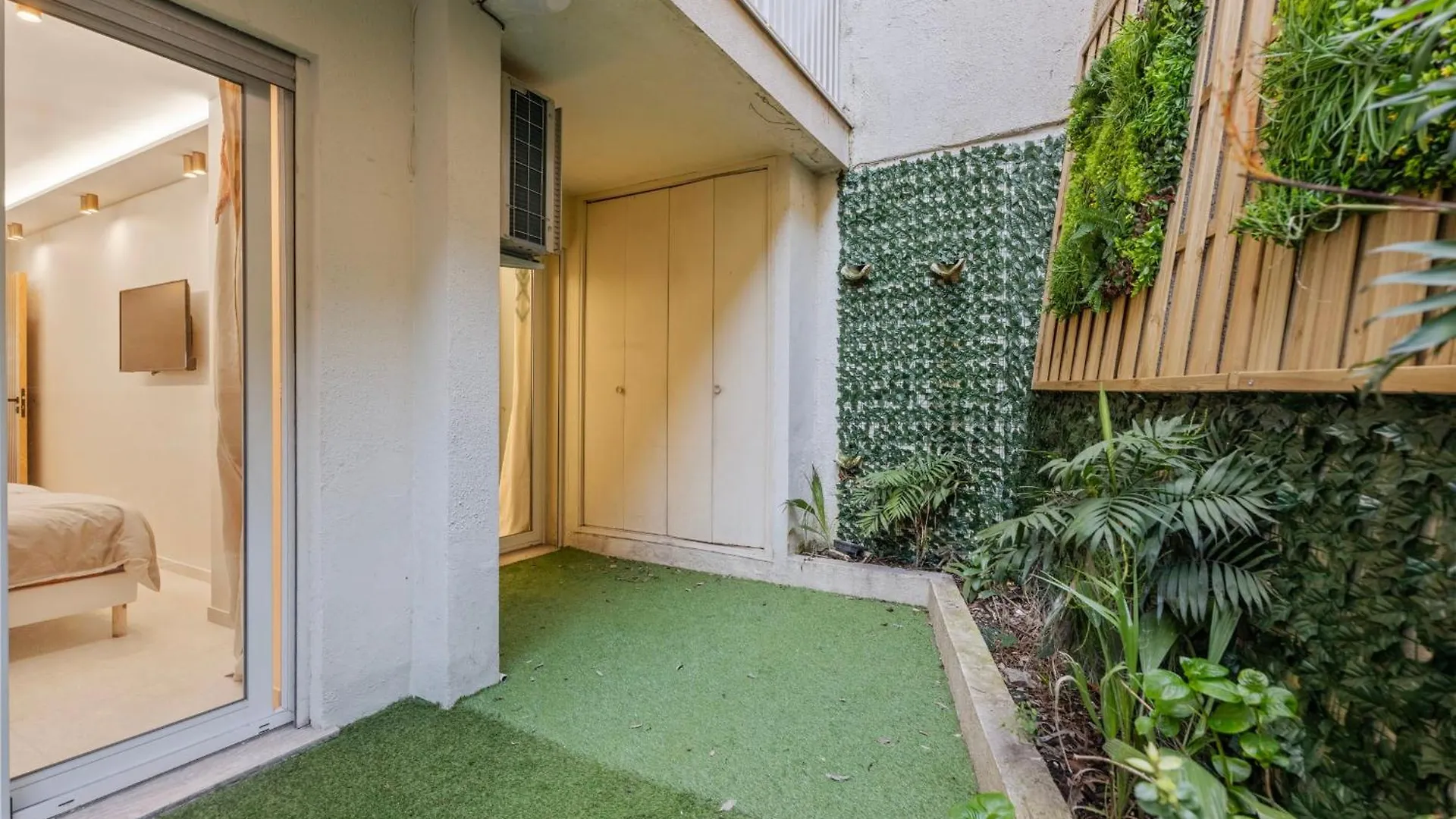 Apartment Luxueux Appartement Avec Jardin Suspendu Vue Mer 10 Min Du Palais Cannes