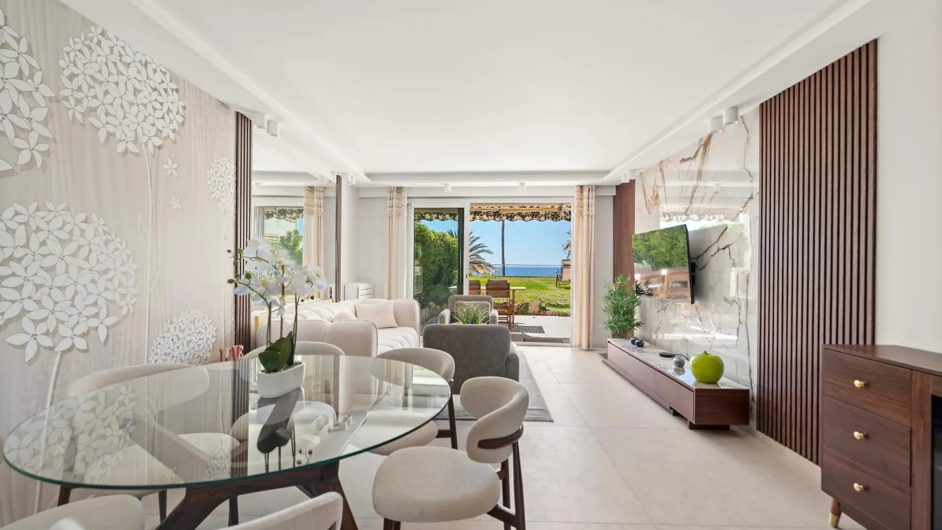 Luxueux Appartement Avec Jardin Suspendu Vue Mer 10 Min Du Palais Cannes Apartment