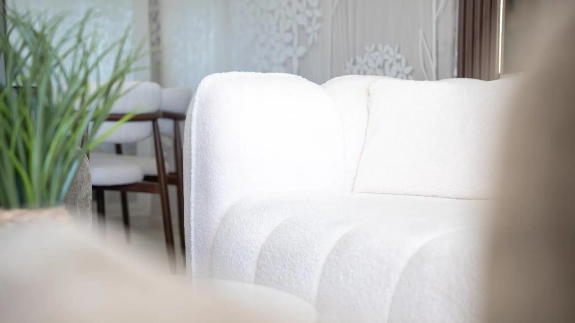 Luxueux Appartement Avec Jardin Suspendu Vue Mer 10 Min Du Palais Cannes Apartment