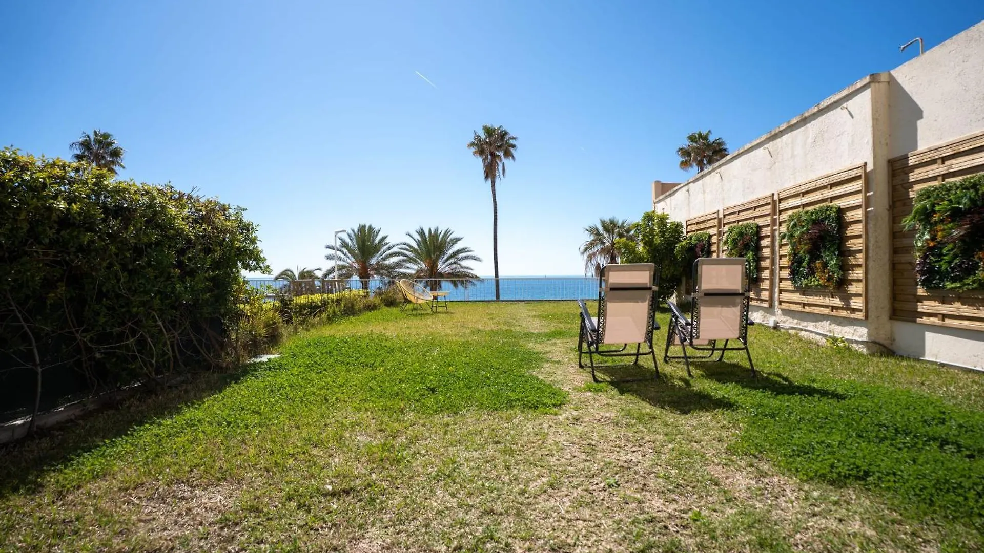 Luxueux Appartement Avec Jardin Suspendu Vue Mer 10 Min Du Palais Cannes Apartment